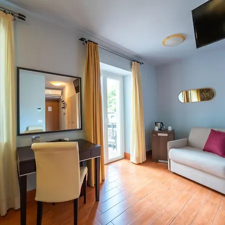 Bellavista 3* Сан-Дзено-ди-Монтанья