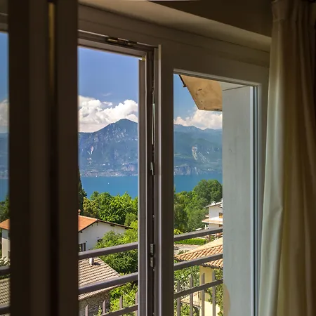Отель Bellavista 3*
